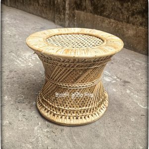 বেতের মাজারি সাইজ ১১" ইঞ্চি  মোড়া