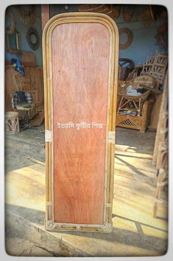 বেতের আয়না ফ্রেম
